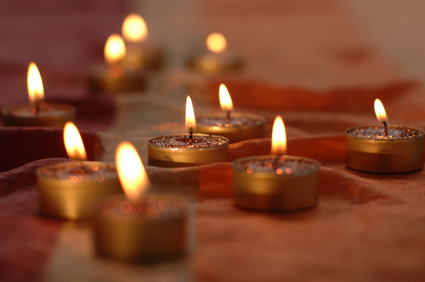 Symbolbild Kerzen in der Tantramassage